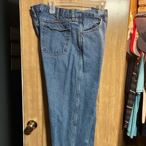 Theses are Rustler jeans size 42x30